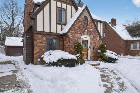 Tiny photo for 2644 Goddard Road, Toledo, OH 43606 (MLS # 10003740)