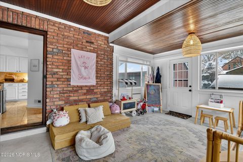 Tiny photo for 2644 Goddard Road, Toledo, OH 43606 (MLS # 10003740)