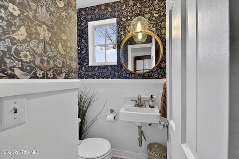 Tiny photo for 2644 Goddard Road, Toledo, OH 43606 (MLS # 10003740)