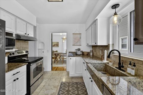 Tiny photo for 2644 Goddard Road, Toledo, OH 43606 (MLS # 10003740)