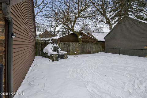 Tiny photo for 2644 Goddard Road, Toledo, OH 43606 (MLS # 10003740)