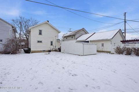 Tiny photo for 516 S Union Street, Fostoria, OH 44830 (MLS # 10002747)