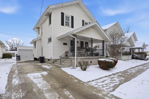 Tiny photo for 516 S Union Street, Fostoria, OH 44830 (MLS # 10002747)