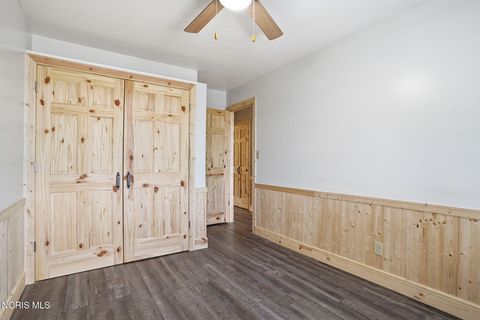 Tiny photo for 1724 Queenswood Drive #9, Findlay, OH 45840 (MLS # 10007621)
