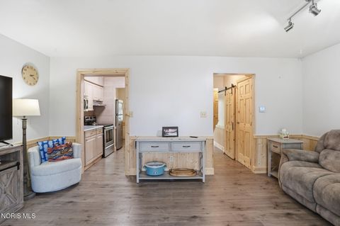 Tiny photo for 1724 Queenswood Drive #9, Findlay, OH 45840 (MLS # 10007621)