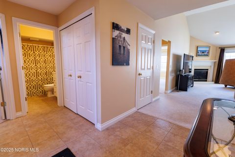 Tiny photo for 10979 S Lakes Drive, Perrysburg, OH 43551 (MLS # 10001615)