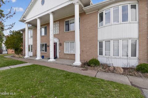 Tiny photo for 2130 Richards Road #2, Ottawa Hills, OH 43606 (MLS # 10005484)