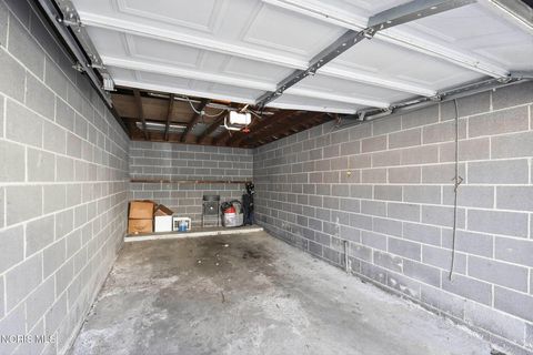 Tiny photo for 2130 Richards Road #2, Ottawa Hills, OH 43606 (MLS # 10005484)