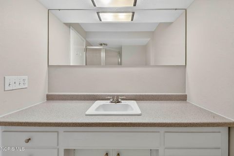 Tiny photo for 2130 Richards Road #2, Ottawa Hills, OH 43606 (MLS # 10005484)