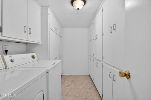 Tiny photo for 2130 Richards Road #2, Ottawa Hills, OH 43606 (MLS # 10005484)