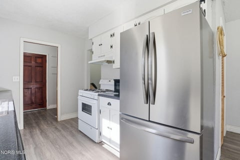 Tiny photo for 15488 Green Road, Bowling Green, OH 43402 (MLS # 10008591)