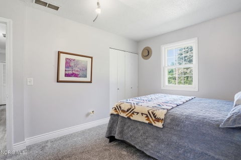 Tiny photo for 15488 Green Road, Bowling Green, OH 43402 (MLS # 10008591)