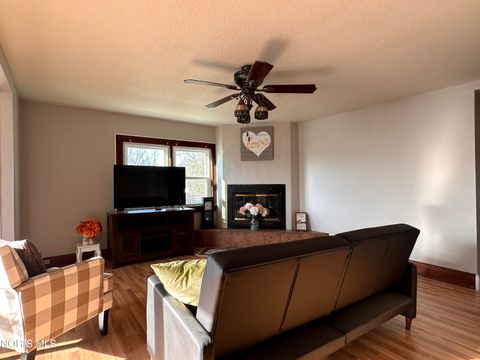 Tiny photo for 2400 Hollybrook Drive, Findlay, OH 45840 (MLS # 10004490)