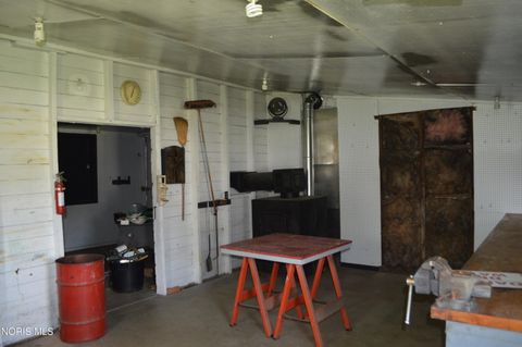 Tiny photo for 2306 Seevers Road, Hicksville, OH 43526 (MLS # 10007450)