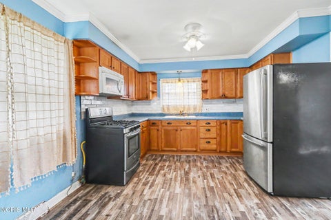 Tiny photo for 20750 Taylor Street, Weston, OH 43569 (MLS # 10007338)