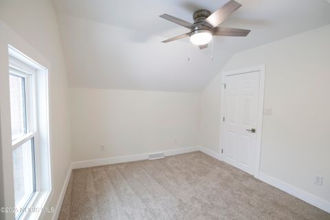 Tiny photo for 2227 Rood Street, Toledo, OH 43613 (MLS # 10002232)