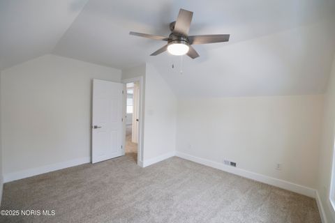 Tiny photo for 2227 Rood Street, Toledo, OH 43613 (MLS # 10002232)