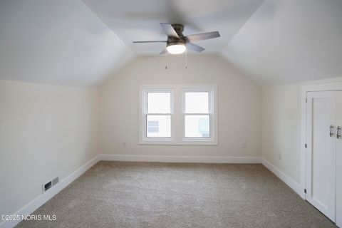 Tiny photo for 2227 Rood Street, Toledo, OH 43613 (MLS # 10002232)