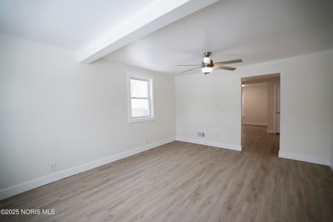 Tiny photo for 2227 Rood Street, Toledo, OH 43613 (MLS # 10002232)