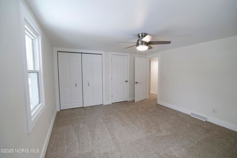 Tiny photo for 2227 Rood Street, Toledo, OH 43613 (MLS # 10002232)