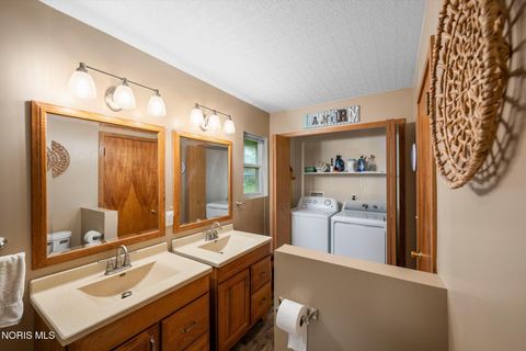 Tiny photo for 1820 Reva Drive, Northwood, OH 43619 (MLS # 10008043)