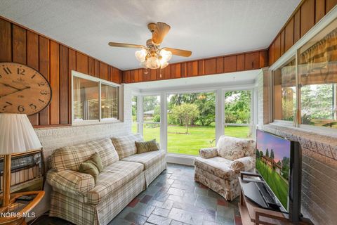 Tiny photo for 1820 Reva Drive, Northwood, OH 43619 (MLS # 10008043)