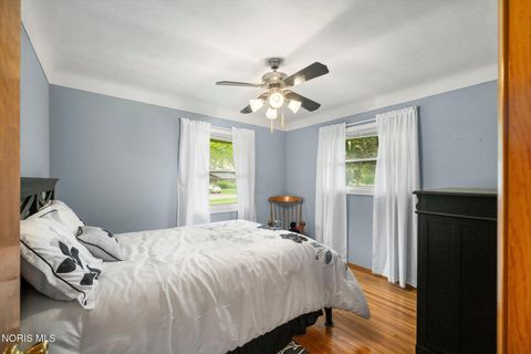 Tiny photo for 1820 Reva Drive, Northwood, OH 43619 (MLS # 10008043)