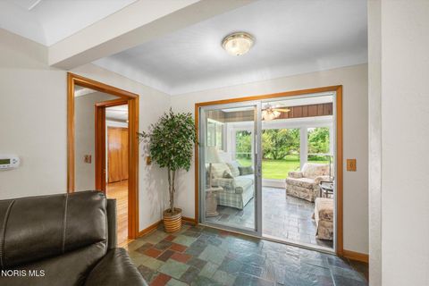 Tiny photo for 1820 Reva Drive, Northwood, OH 43619 (MLS # 10008043)