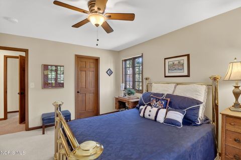 Tiny photo for 4819 Whitebirch Court, Sylvania, OH 43560 (MLS # 10006226)