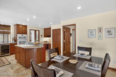 Tiny photo for 4819 Whitebirch Court, Sylvania, OH 43560 (MLS # 10006226)