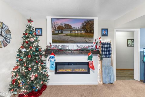 Tiny photo for 340 S Main Street, West Unity, OH 43570 (MLS # 10001561)