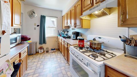 Tiny photo for 4150 Kingsbury Avenue, Toledo, OH 43612 (MLS # 10006754)