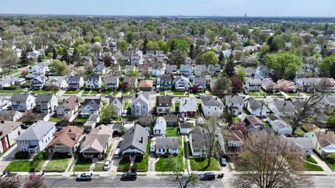 Tiny photo for 4150 Kingsbury Avenue, Toledo, OH 43612 (MLS # 10006754)