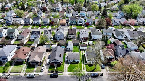 Tiny photo for 4150 Kingsbury Avenue, Toledo, OH 43612 (MLS # 10006754)