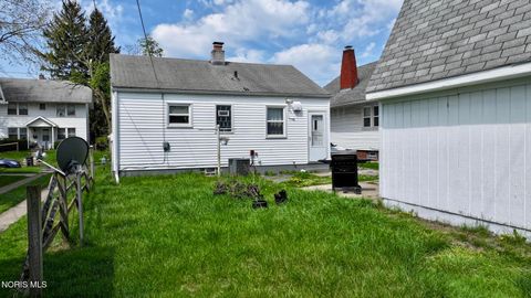 Tiny photo for 4150 Kingsbury Avenue, Toledo, OH 43612 (MLS # 10006754)