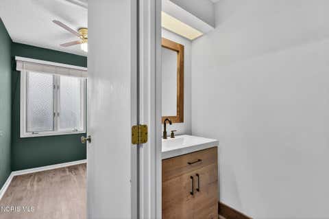 Tiny photo for 5806 Staghorn Drive, Toledo, OH 43614 (MLS # 10007412)