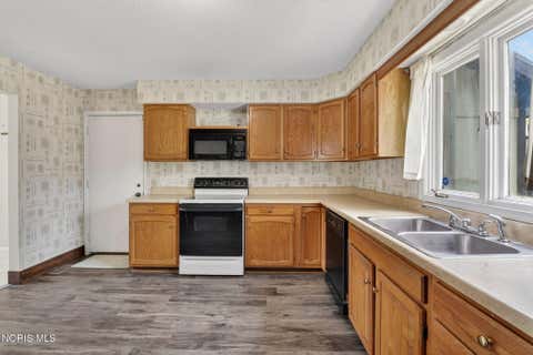 Tiny photo for 5806 Staghorn Drive, Toledo, OH 43614 (MLS # 10007412)