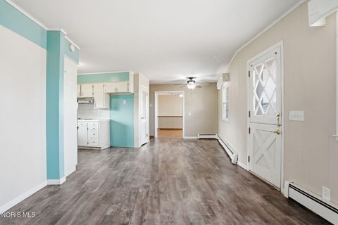 Tiny photo for 1206 Woodrow Wilson Drive, Fostoria, OH 44830 (MLS # 10005545)