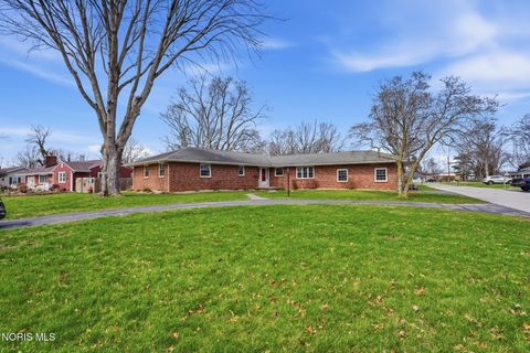 Tiny photo for 1206 Woodrow Wilson Drive, Fostoria, OH 44830 (MLS # 10005545)