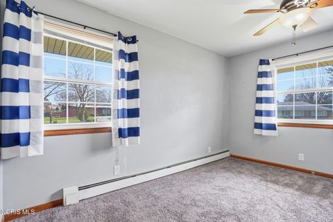 Tiny photo for 1206 Woodrow Wilson Drive, Fostoria, OH 44830 (MLS # 10005545)