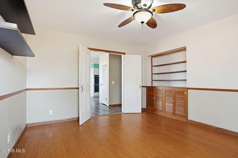 Tiny photo for 1206 Woodrow Wilson Drive, Fostoria, OH 44830 (MLS # 10005545)