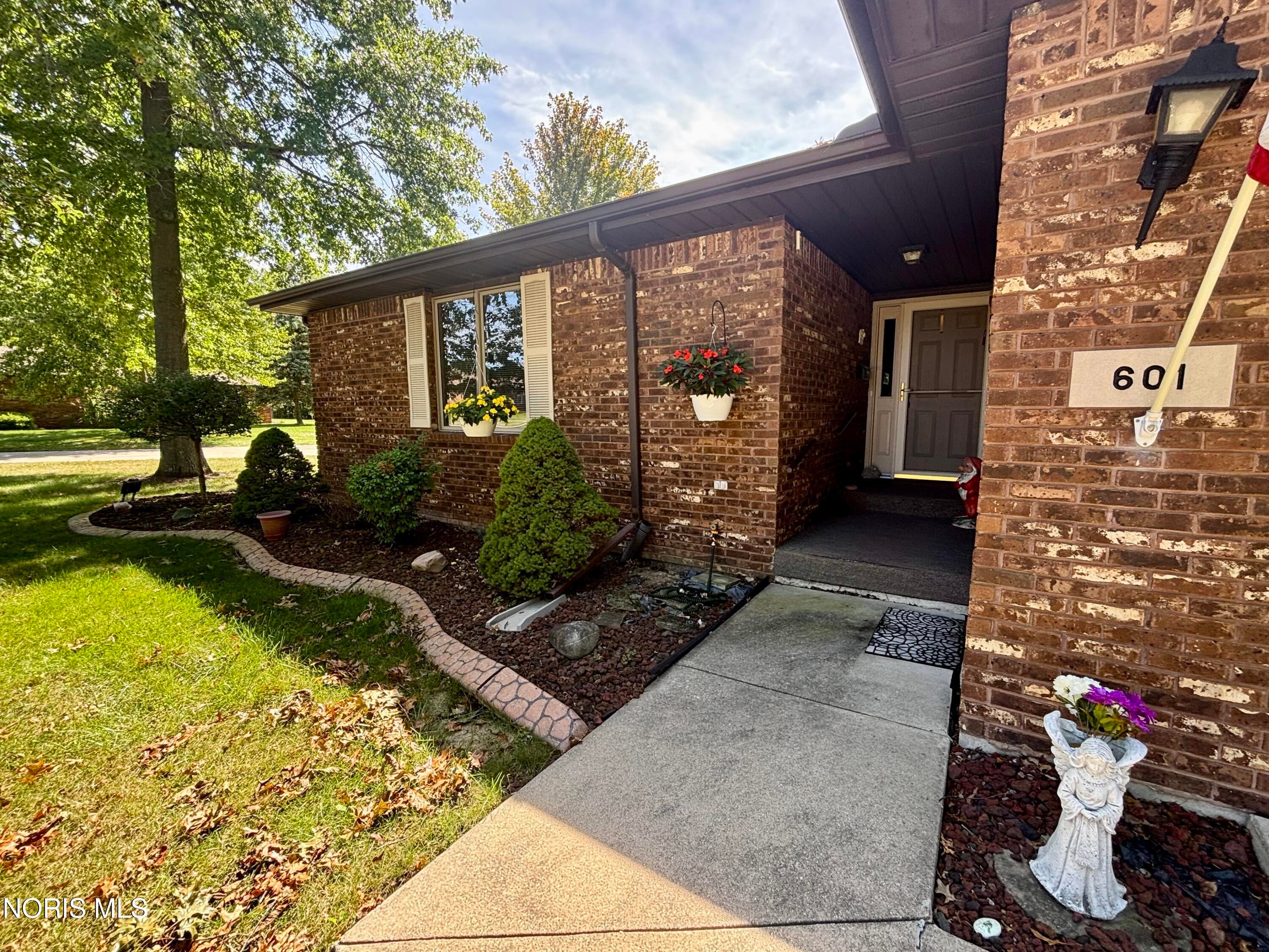 601 Wood Cree Court