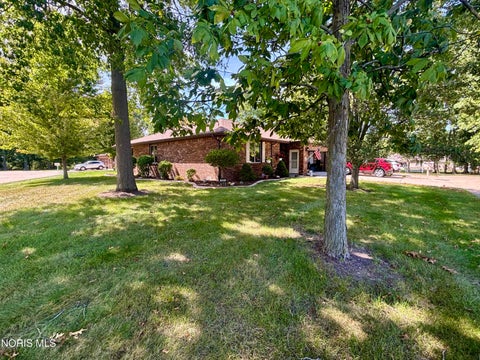 Photo of 601 Wood Cree Court, Defiance, OH 43512 (MLS # 10013412)