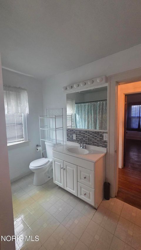 Tiny photo for 1412 Waverly Avenue, Toledo, OH 43607 (MLS # 10009278)