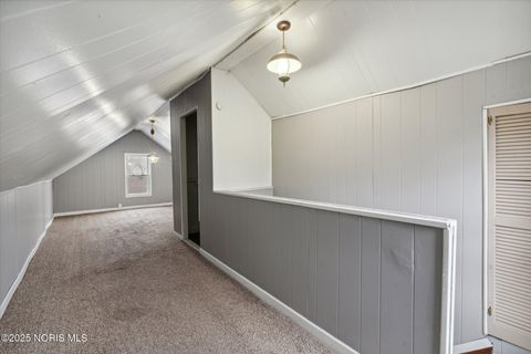 Tiny photo for 904 Annabelle Drive, Toledo, OH 43612 (MLS # 10002016)