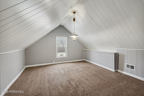 Tiny photo for 904 Annabelle Drive, Toledo, OH 43612 (MLS # 10002016)