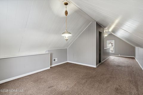 Tiny photo for 904 Annabelle Drive, Toledo, OH 43612 (MLS # 10002016)