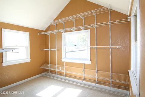 Tiny photo for 3511 Burton Avenue, Toledo, OH 43612 (MLS # 10000269)