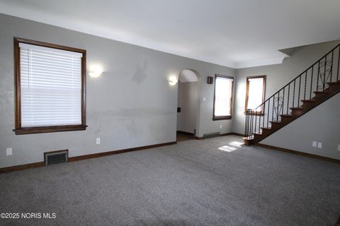 Tiny photo for 3511 Burton Avenue, Toledo, OH 43612 (MLS # 10000269)