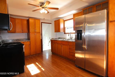 Tiny photo for 3511 Burton Avenue, Toledo, OH 43612 (MLS # 10000269)